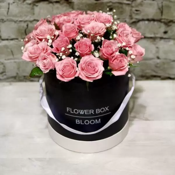 סלסלת ורדים פינק בלום קופסת ורדים ורודים