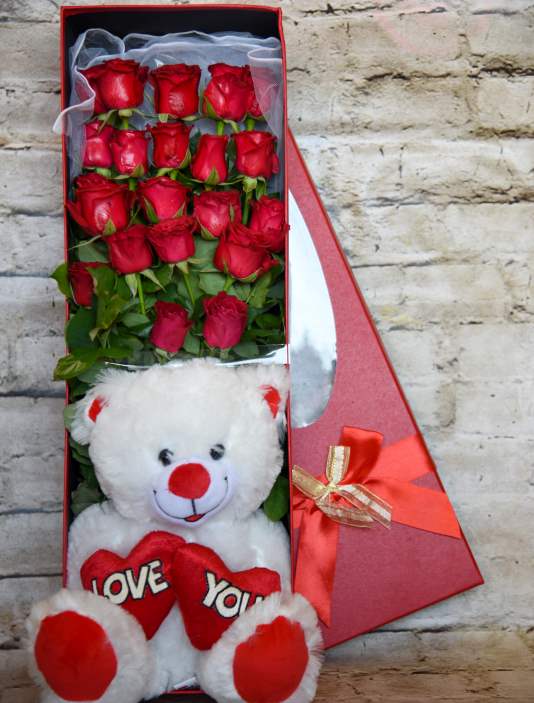 קופסאות פרחים בחיפה קופסת פרחים אליס