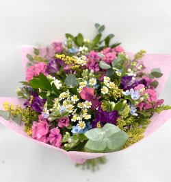 זר פרחים bellis